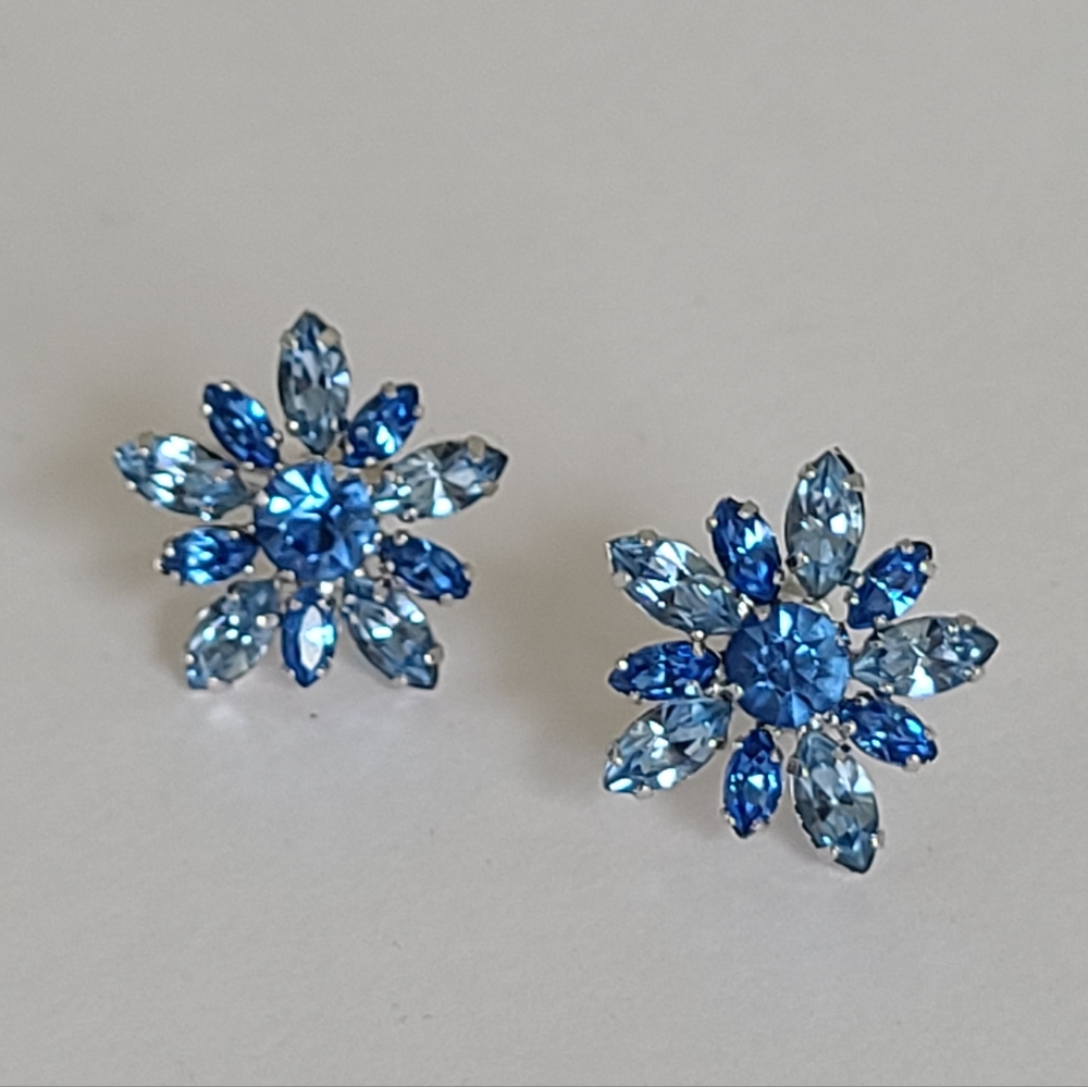 Vintage Jay Flex Sterling Silver Blue Rhinestone Flower Screw Back Stud Earrings - Picture 7 of 15